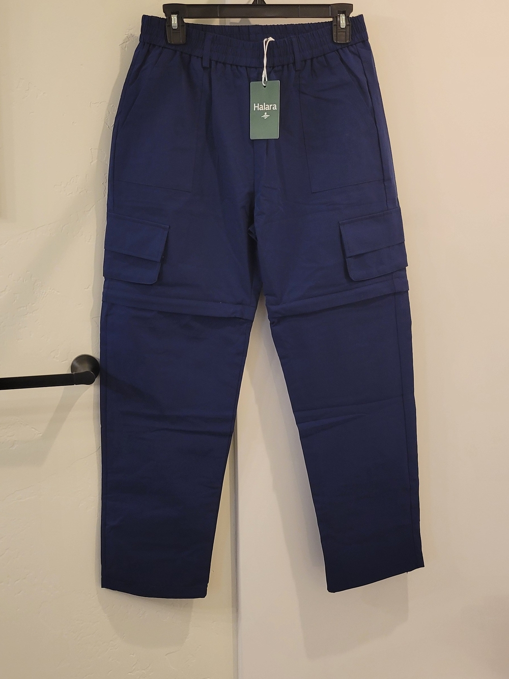HALARA NWT  Deep Navy Cargo Pants